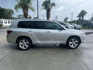 Toyota Highlander Limited 2010 / Disponible à la vente avec faible kilométrage, moteur essence / Véhicule d'occasion en excellent état et sans accident - Product Image 4