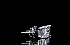 Boucles d'oreilles uniques en or blanc 14K avec diamants de laboratoire - Product Image 3