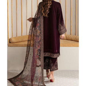 Vestido de Terciopelo para Mujer de Alta Calidad, Elegante, Color Personalizado, Servicio Personalizado, Cantidad al por Mayor, para Bodas y Fiestas - Product Image 3