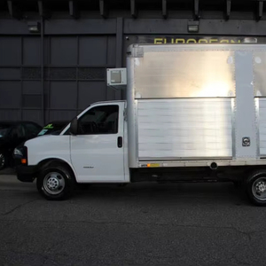 2016 C * hevrolet Express 4500 d'occasion - Product Image 1