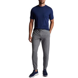 กางเกงวอร์มลายนูนมีกระเป๋าข้างแบบเรียบง่ายระบายอากาศได้กางเกงผู้ชายสไตล์สตรีทเข้ารูปน้ำหนักเบาสวมใส่สบาย - Product Image 2