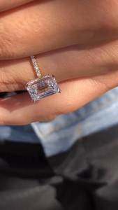 Pt 950 Anillo de compromiso Emerald Cut Lab Grown Diamond Cluster Estilo de moda IGI Certified Conflict Free Diamond Ring - Product Image 4