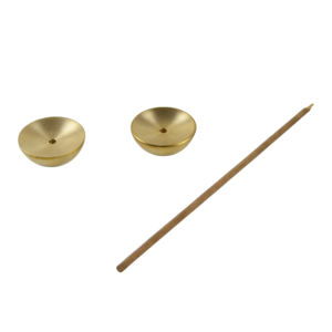 ที่ตั้งธูปทองเหลืองทรงสามเหลี่ยมสำหรับวางธูปเครื่องหอมสีทองขัดเงา - Product Image 4