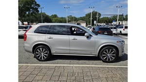 Voiture d'occasion certifiée LHD/RHD Volvo XC90 Plus 7 places AWD 2025 - Product Image 3