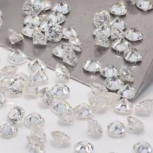 Moissanite de laboratoire taille coussin, excellente taille, certifiée Fancy Light pour la fabrication de bijoux - Product Image 4