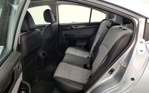 Subaru Legacy 2017 Usado, Volante a la Izquierda/Derecha - Product Image 4