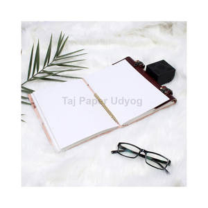 Journal de haute qualité en cuir marron fait à la main A4 avec serrure à double fermoir et couverture imprimée en pierre Article au meilleur prix - Product Image 5