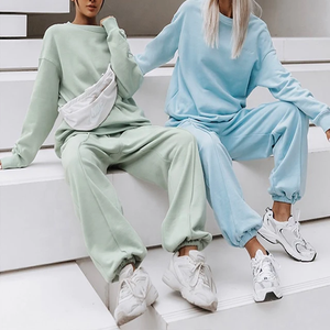 Ropa deportiva Conjunto de 2 piezas de moda Ropa de entrenamiento y jogging Impresión personalizada para mujeres profesionales Chándal de Elegant Sports - Product Image 1