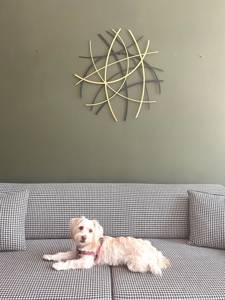 ศิลปะผนังโลหะสีทองและสีดำในการออกแบบที่เป็นเอกลักษณ์เหมาะสำหรับตกแต่งบ้านสำนักงานชิ้นส่วนที่เน้นสไตล์ทันสมัยสำหรับทุกพื้นที่ - Product Image 4