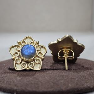 Exquis 925 Sterling Silver Classic Boucles d'oreilles faites à la main Plaqué or Labradorite Gemstone Diamond Excellent Fine Piercing Jewelry - Product Image 3