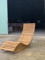 Fauteuil à bascule moderne en bois d'acacia Sunlounge pour l'extérieur, le jardin, l'école, le salon et le bureau à domicile