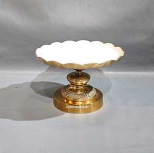 Porte-gâteau en acrylique de qualité supérieure avec couvercle en dôme présentant magnifiquement des desserts frais au prix de gros Outils de gâteau - Product Image 4