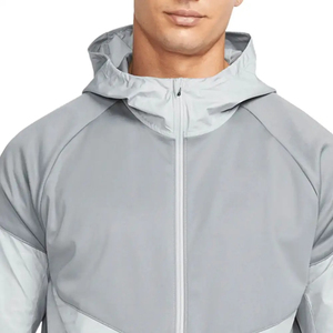 2025 personnalisé Sports de plein air hommes respirant veste de pluie pour la pêche manteau en gros coquille imperméable veste à capuche coquille veste - Product Image 3