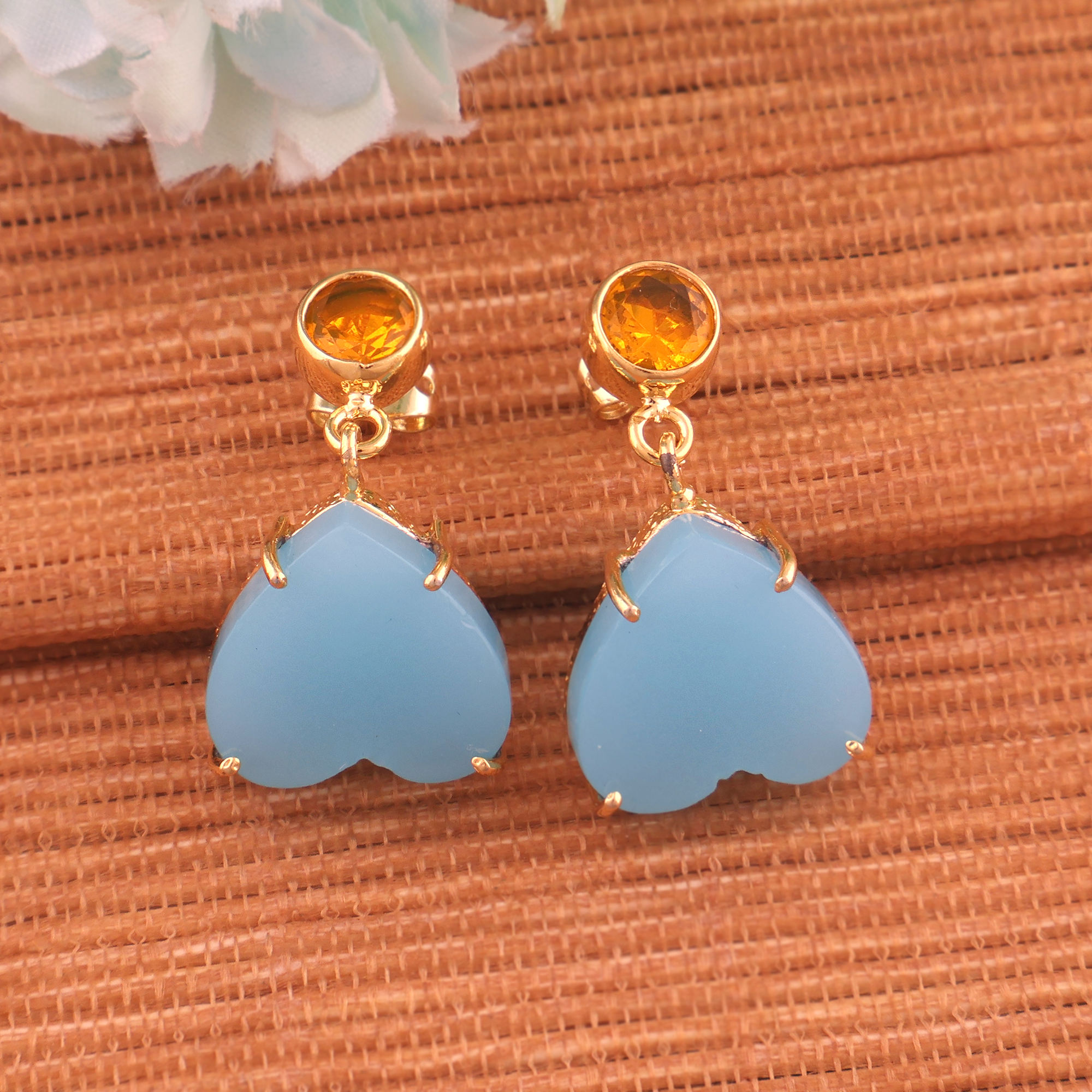 สีฟ้า &amp; สีเหลือง