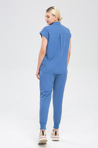 Conjuntos de Uniformes Médicos Unisex de Moda: Blusa Tipo Jogger y Pantalones de Hospital con Spandex y Detección de Agujas para Enfermeras y Pacientes - Product Image 4