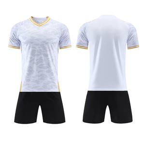 ชุดเสื้อฟุตบอลผ้าโพลีเอสเตอร์คุณภาพสูงชุดเสื้อฟุตบอลพิมพ์ซับลิเมชันปรับแต่งได้ - Product Image 3