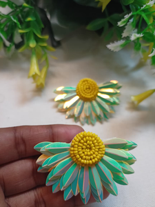 Pendientes artesanales con cuentas Accesorios de declaración únicos para desfiles de moda y regalos Disponibles al mejor precio por glowin fashion - Product Image 3