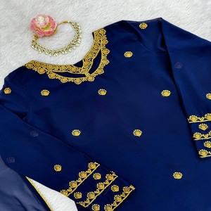 Top brodé en fausse georgette avec Plazoo uni confortable et Dupatta assorti, idéal pour les boutiques et les revendeurs - Product Image 6