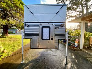 Popup Travel Motorhome Pickup Camper Cómodo RV Camper en venta Remolque de Camper superior emergente suave - Product Image 2