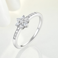 Bagues de mariage personnalisées romantiques pour femme, fleurs, zircone blanche, diamant CZ, plaqué rhodium, argent sterling 925