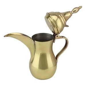 Pot élégant en acier inoxydable fait main Dallah arabe poli à l'or pour la vaisselle de cuisine et l'affichage de l'hôtel - Product Image 4