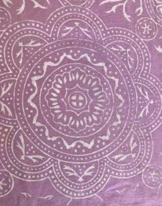 Tela de Algodón Estampada a Mano con Diseño de Mandala Floral y Medallón |   Textil Étnico Indio Color Lavanda - Product Image 2