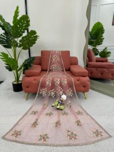 เสื้อเบลาส์ผ้านิ่มและซับในสุดสวยเหมาะสำหรับใส่ไปร่วมงานเทศกาลเสื้อเบลาส์ดีไซน์เนอร์ใส่ทำงานและเข้าชุด - Product Image 2