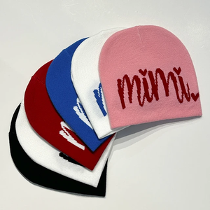 Gorro de punto Jacquard acrílico 100% al por mayor gorro deportivo cálido de invierno sin puños de diseño personalizado con patrón bordado - Product Image 5