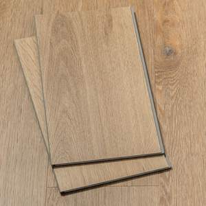 Suelo Vinílico SPC de Diseño Moderno de 6.0 mm, Ecológico, Ignífugo, Resistente al Desgaste, con Sistema de Bloqueo Valinge, Fácil de Limpiar, Superficie Impermeable para Baño - Product Image 5