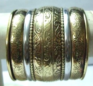 Pulsera de moda de estilo minimalista contemporáneo Accesorio de muñeca elegante e Idea de regalo Joyería en tendencia - Product Image 4