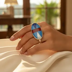 แหวนเงินทรงเรขาคณิตสำหรับผู้หญิง ชุบทองคำขาว 18K ประดับเพชรทรงรี ดีไซน์โดดเด่น วัสดุอัลลอยด์ - Product Image 3