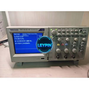 ออสซิลโลสโคปแบบดิจิตอล Tektronix TDS1012C-SC มือสอง พร้อมแบนด์วิดท์ 100MHz และอัตราการสุ่มตัวอย่าง 100 MSa/s - Product Image 1