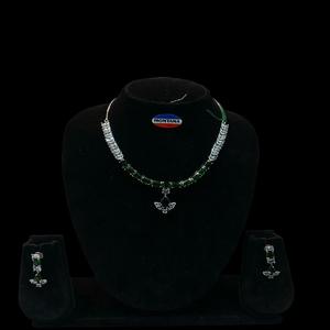 Ensemble de bijoux ad finition argentée pour femmes et filles pour la mariée fiançailles et tenue de fête idéal pour les mariages et les fêtes - Product Image 2