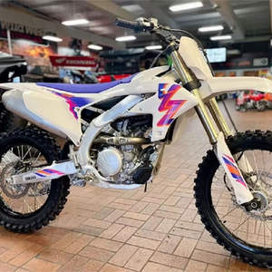 รถใหม่เอี่ยม ขายดี ปี 2024 YZ250 YZ 250 รุ่นฉลองครบรอบ 50 ปี YZ - Product Image 1