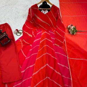 Hermoso vestido de fiesta y Dupatta con estampado digital - Product Image 1