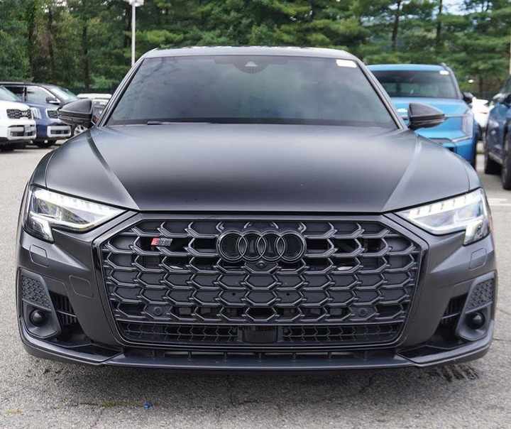 Very Clean Used 2022 Au_di S8 4.0T qua-tt-ro AWD Leather Seats Heated Seats Automatic Gear Box Alloy Wheels
