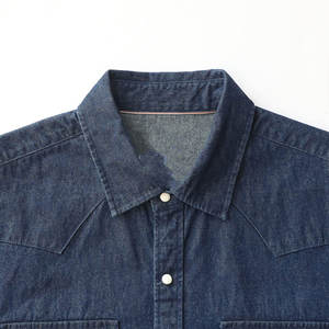 เสื้อเชิ้ตยีนส์ผู้ชาย สีพื้น แขนยาว ทรงเข้ารูป ติดกระดุม สไตล์ลำลอง เสื้อผู้ชาย ดีไซน์โดดเด่น สตรีทแวร์ เสื้อเชิ้ตยีนส์ - Product Image 3