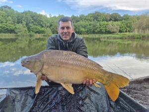 Rete per Esche Ricaricabile Arancione 15mm, Senza PVA, Rete Robusta e Durevole per Pesca alla Carpa in Acqua Dolce - Product Image 2