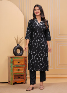 Black Cotton <b>Kurti</b> With White Floral Embroidery And Geometric Print For Women | Traditional Loose Fit Midi Kurta For Casual Wear - Product Image 5