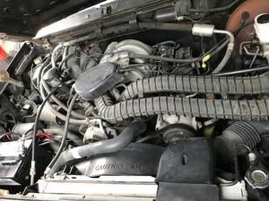 FORD BRONCO XLT USADO DE 1993 CON VOLANTE A LA IZQUIERDA/DERECHA - Product Image 3