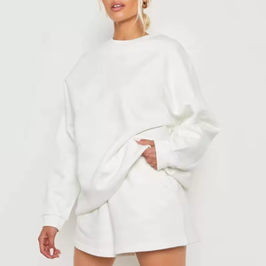 Ensembles d'entraînement de survêtements personnalisés des fabricants, short évasé à capuche et fermeture éclair pour femmes, ensemble 2 pièces, survêtements pour femmes - Product Image 1