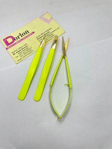 Pince à sourcils professionnelle en acier inoxydable pointes dorées à revêtement de couleur outil de beauté des cheveux à sourcils pointus inclinés - Product Image 4