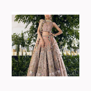 Robe de bal blanche élégante sans bretelles de haute qualité robes de mariée pakistanaises civiles à bas prix - Product Image 1