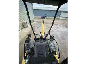 Nouveau prix pour une excavatrice sur chenilles hydraulique Yanmar Vio17 d'occasion en bon état, adaptée à la construction/à l'agriculture - Product Image 5