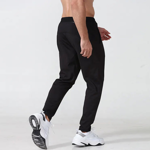 Pantalones Deportivos de Hombre de Alta Calidad, Estilo Jogger, con Bolsillos Laterales, Elásticos y Ajustados, Personalizados por el Fabricante - Product Image 5