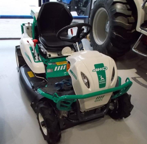 Cortadoras de Césped Nuevas Originales 4WD New Rabbit en Venta - Product Image 1