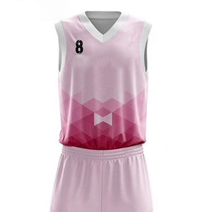 Ensembles d'uniformes de basketball personnalisés en gros, 100% polyester respirant, évacuant l'humidité, logo par transfert thermique pour équipe - Product Image 4