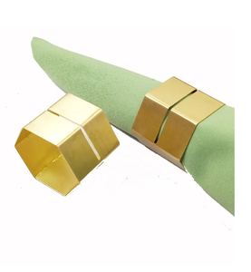 Rond de serviette en laiton de qualité standard avec nouveau Design artisanat indien beau porte-anneau de serviette hexagone meilleure vente - Product Image 1