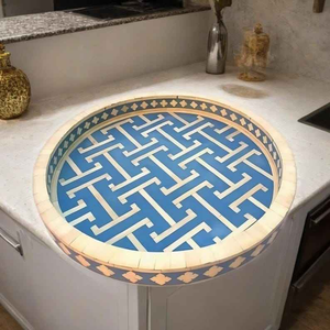 Plateau rond artisanal moderne à motifs floraux et incrustations en os pour servir lors de mariages, Diwali et anniversaires - Product Image 4