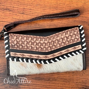 คลัทช์หนังวัวขนสัตว์แบบตะวันตกกระเป๋าสตางค์หนังทำมือมีสไตล์ทันสมัยคลัตช์ออกแบบใหม่สำหรับผู้หญิง - Product Image 1